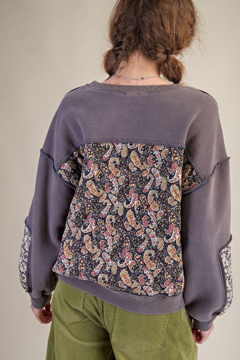 Easel Quilted Floral Crewneck