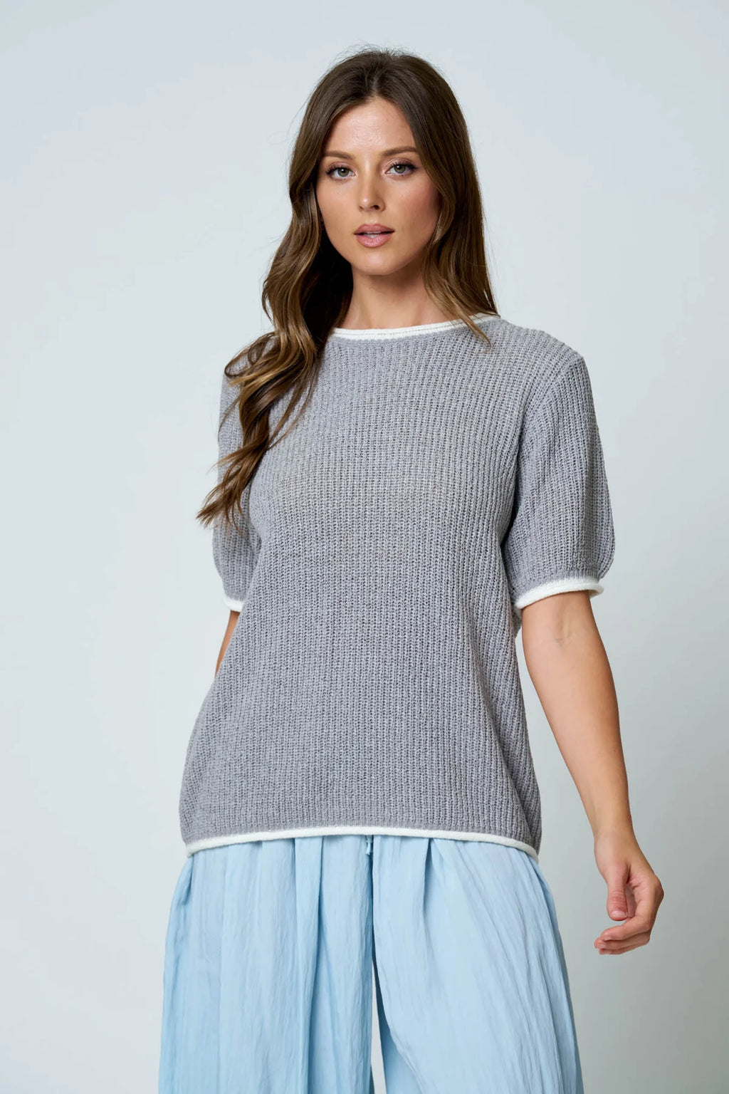 The Hadley Contrast Knit Top - Gray