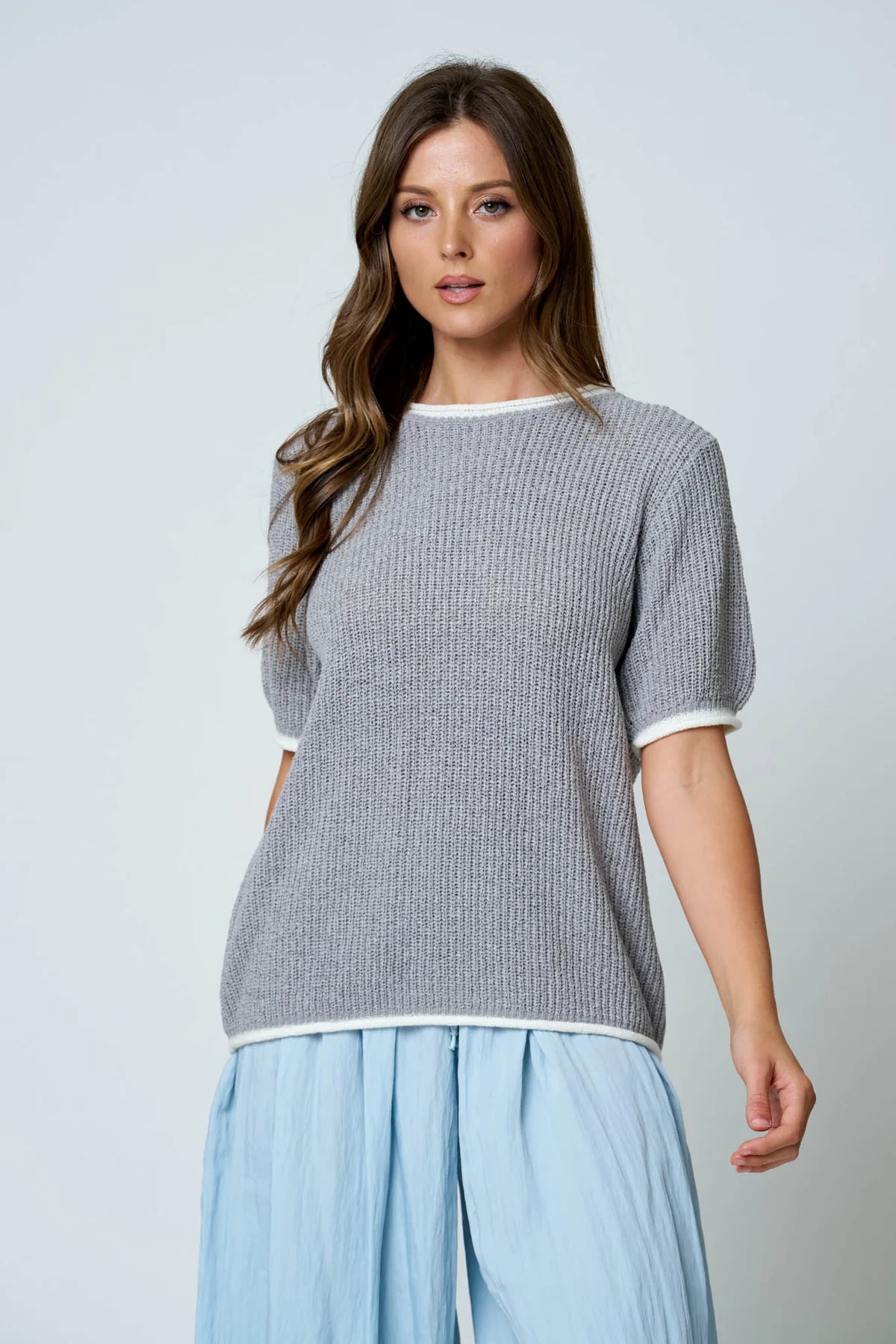 The Hadley Contrast Knit Top - Gray