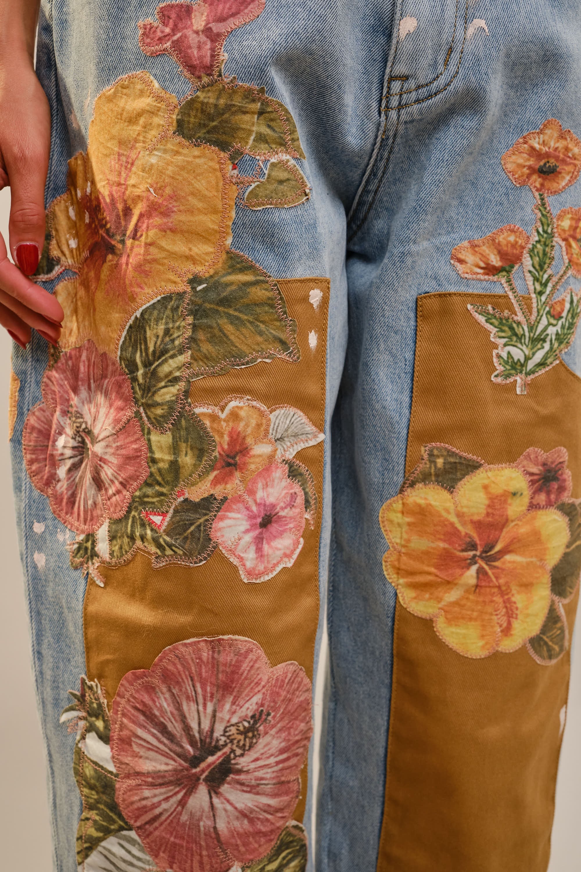 Floral Patch Barrel Jeans