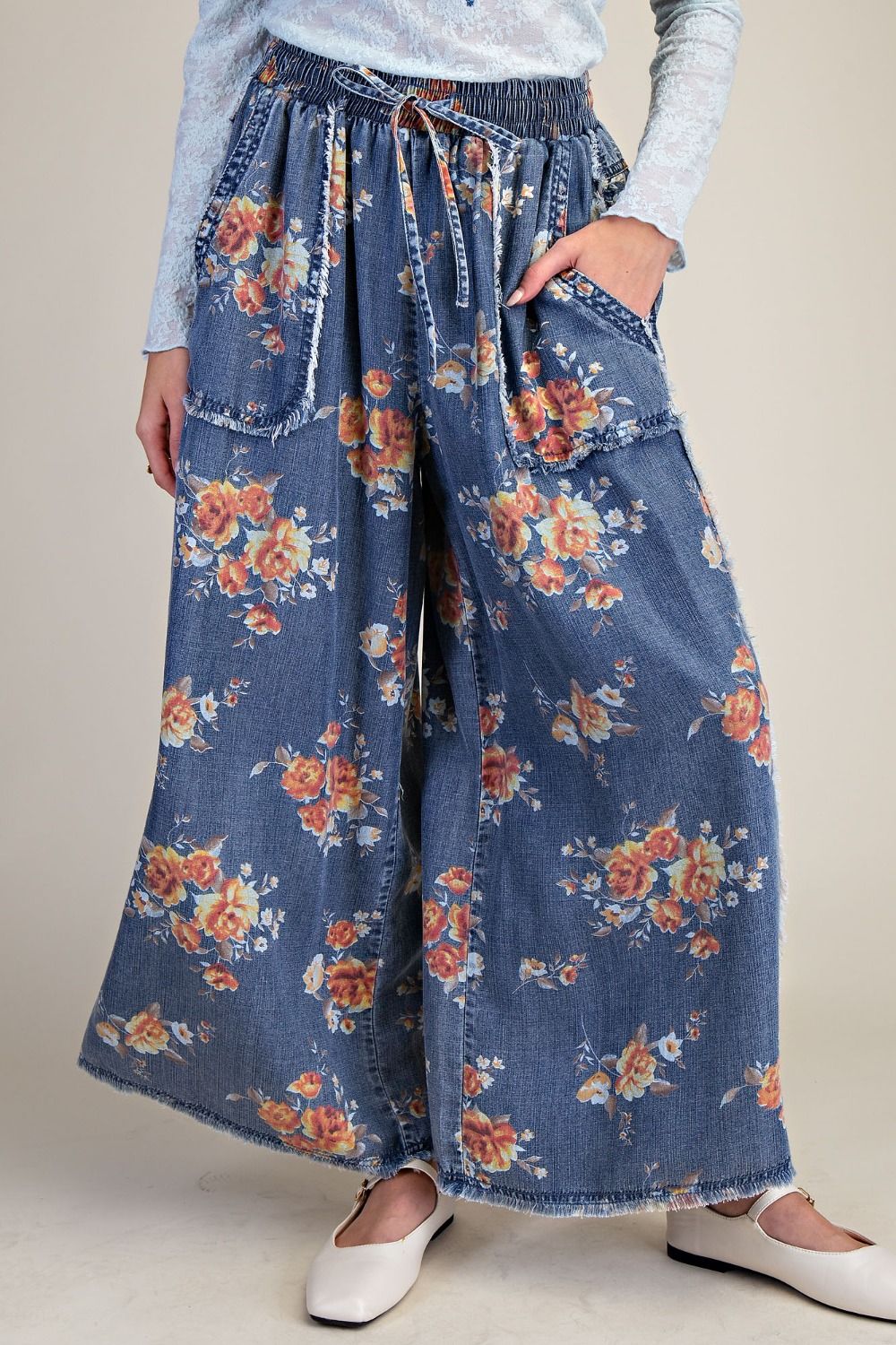 Easel Blue Bloom Chambray Pants