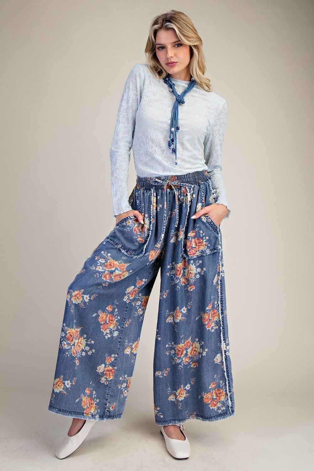 Easel Blue Bloom Chambray Pants