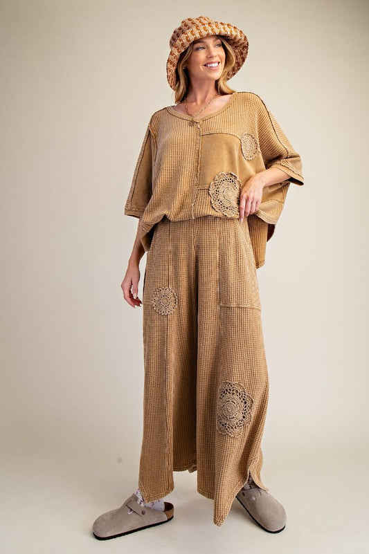 Easel Waffle Knit Crochet Set