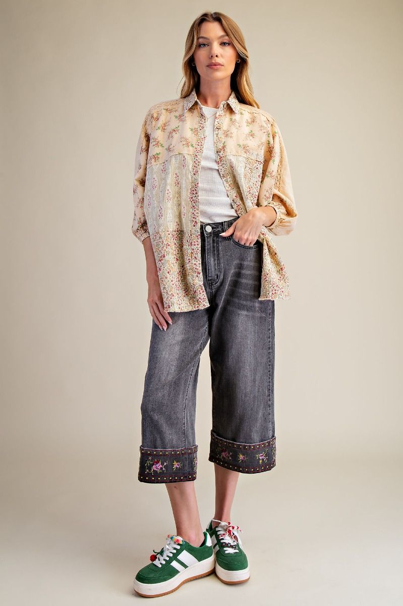 Easel Cropped Embroidered Jeans