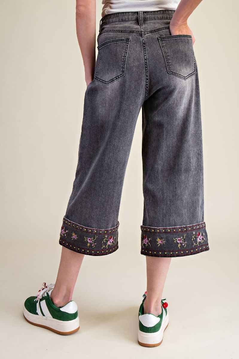Easel Cropped Embroidered Jeans