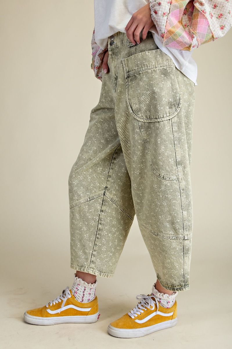 Easel Floral Printed Barrel Jeans