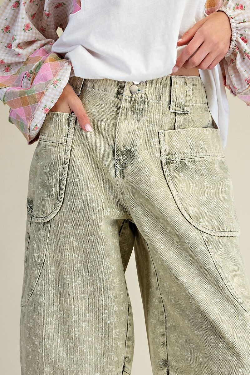 Easel Floral Printed Barrel Jeans