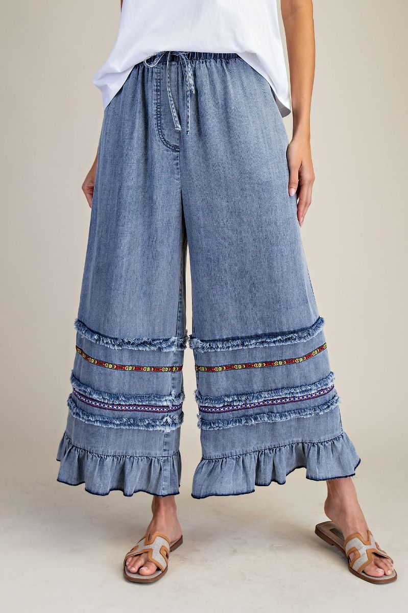 Easel Chambray Charm Pants