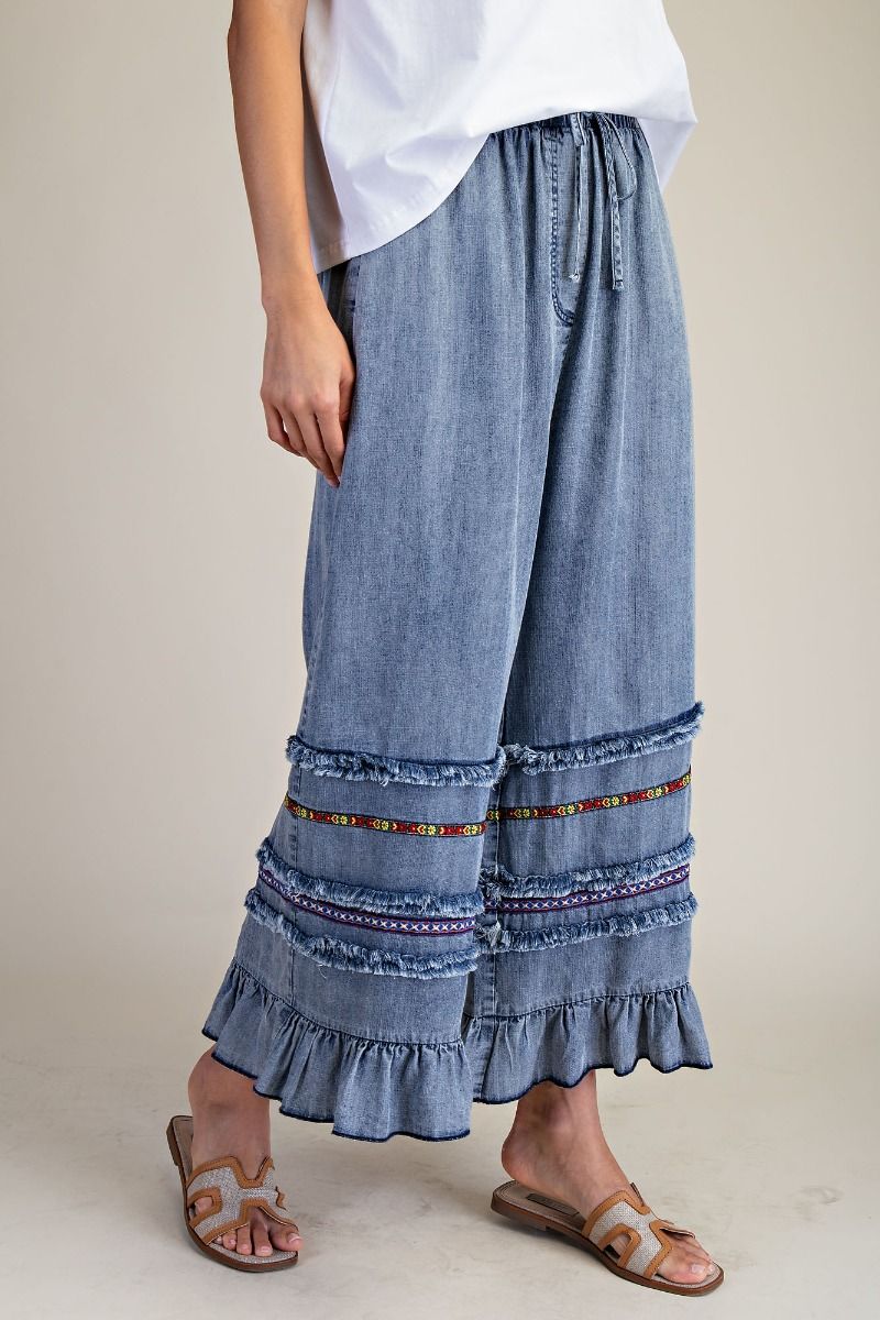 Easel Chambray Charm Pants