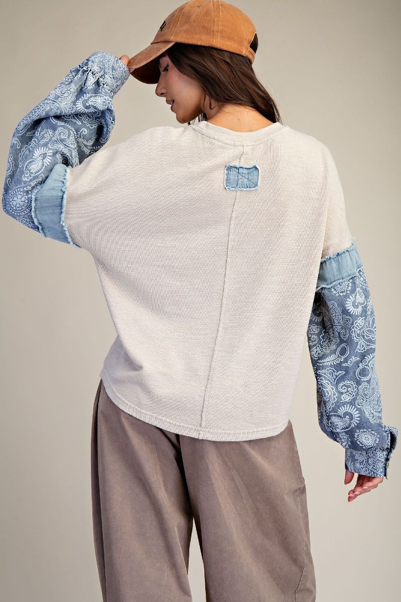 Easel Bandana Print Pullover