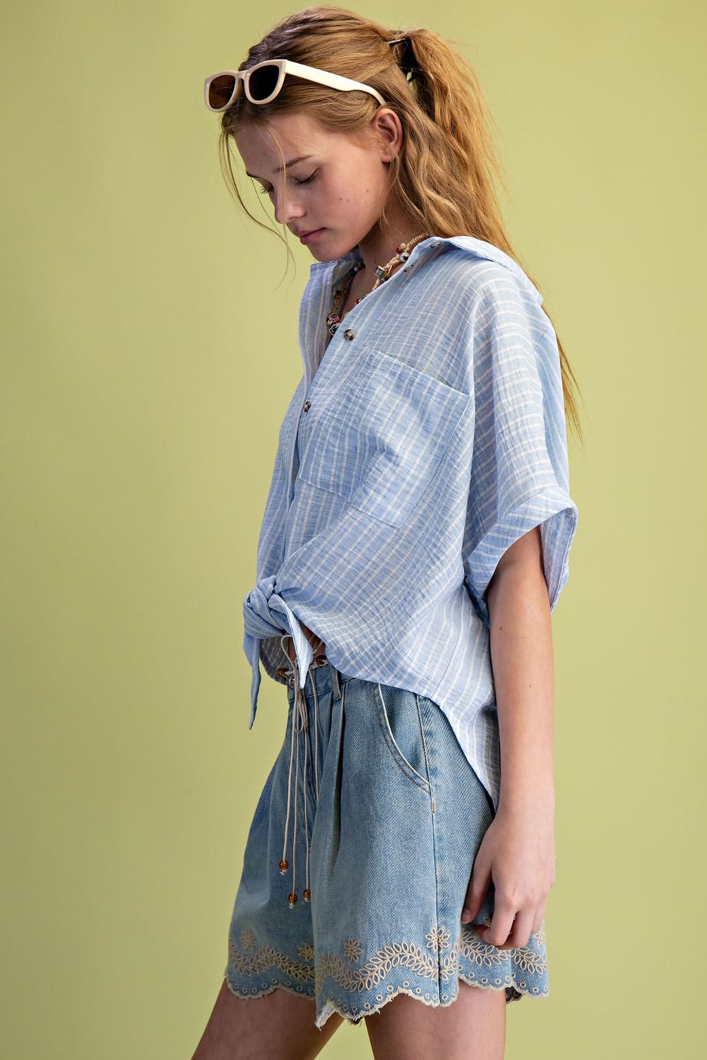 Easel Blushing Tip Top - Blue