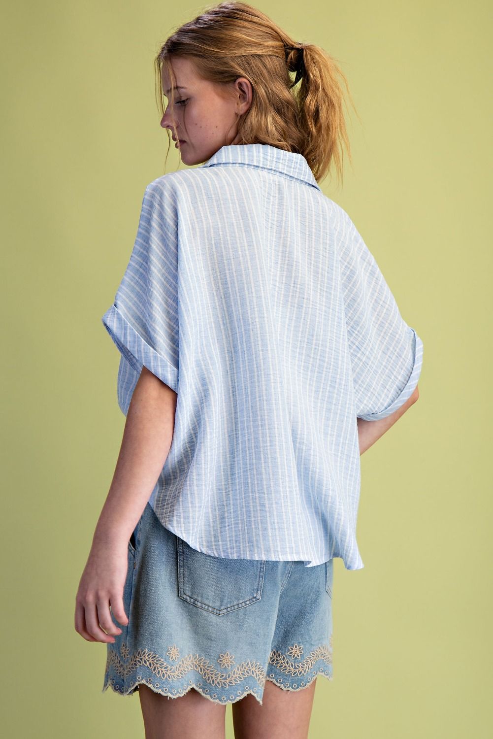 Easel Blushing Tip Top - Blue