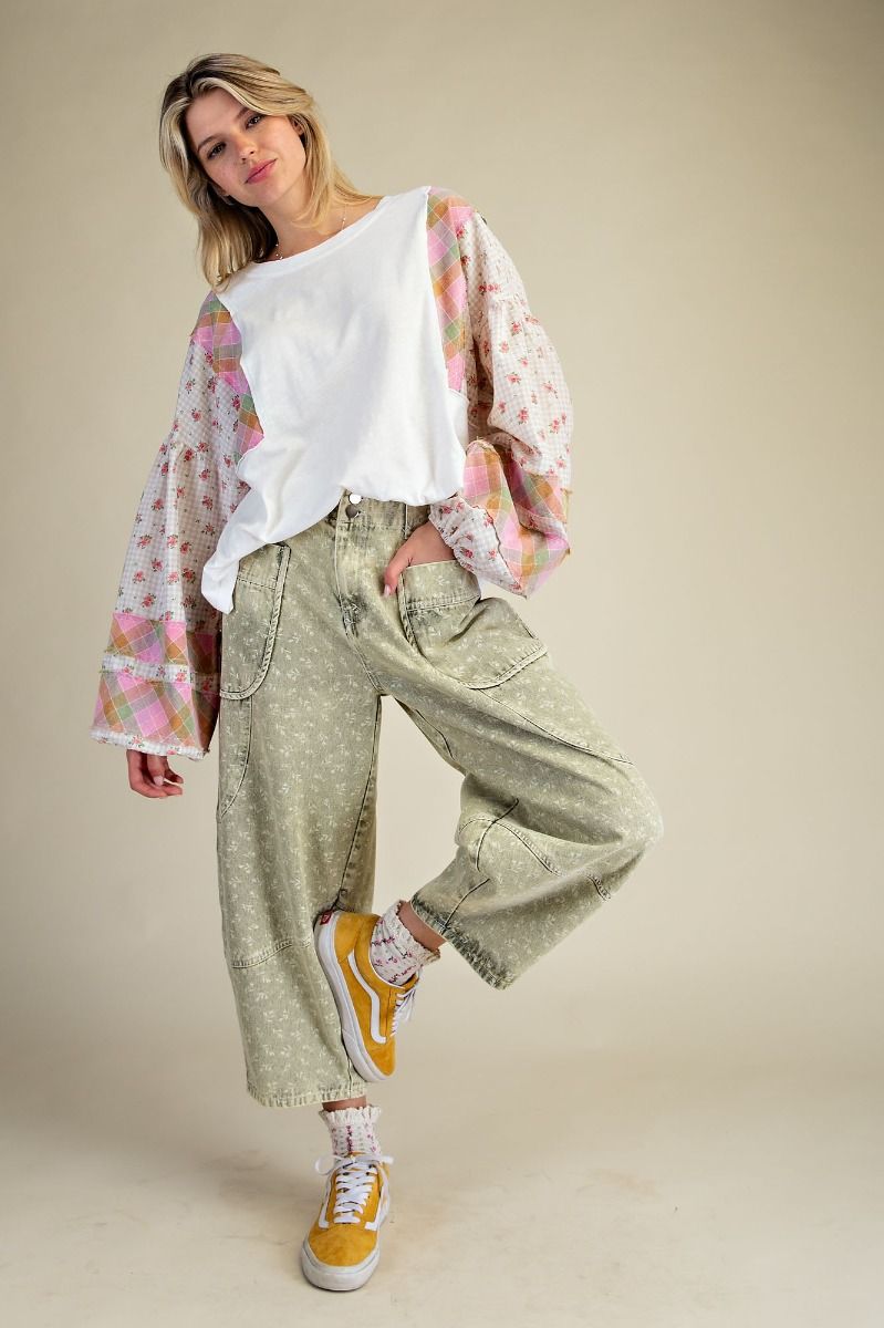 Easel Floral Printed Barrel Jeans