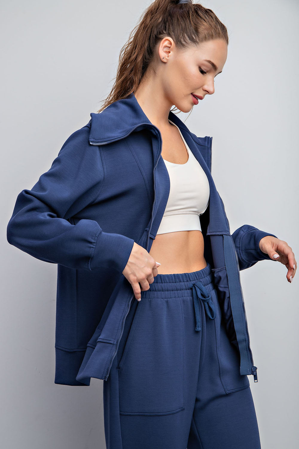 On The Move Jacket - Navy