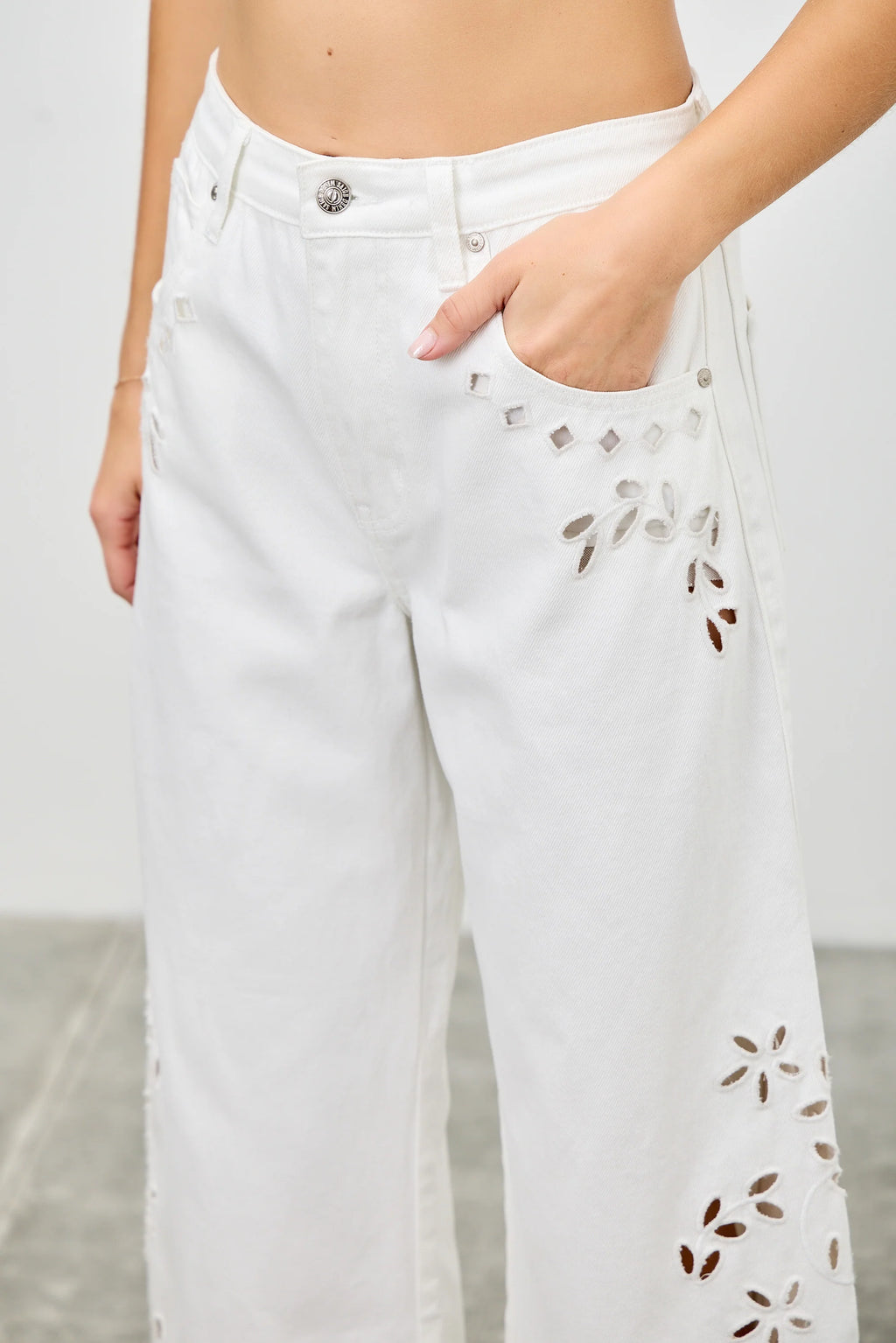 The Wildflower Embroidered Barrel Jeans - White