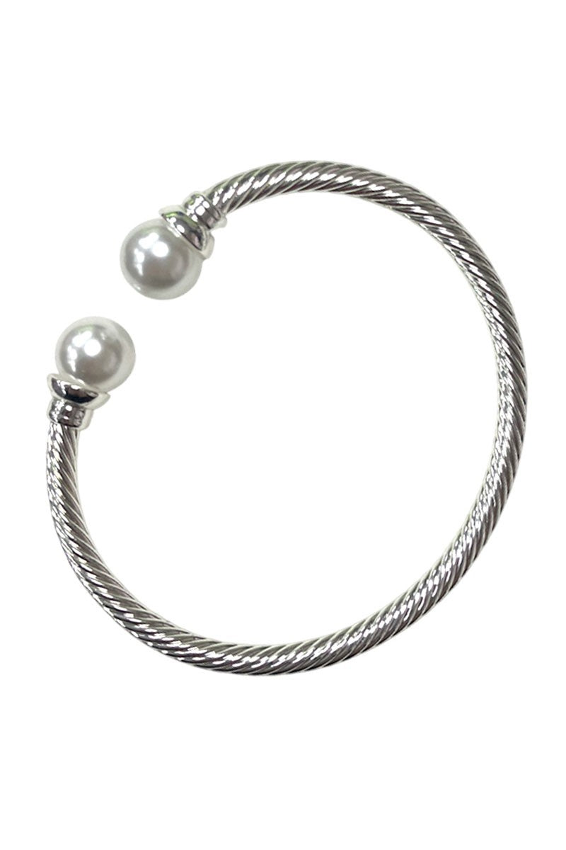 The Celeste Cable Pearl Cuff